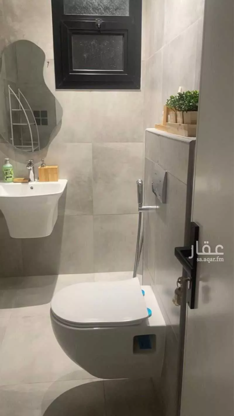 2 bedroom apartment in Al Malqa 9