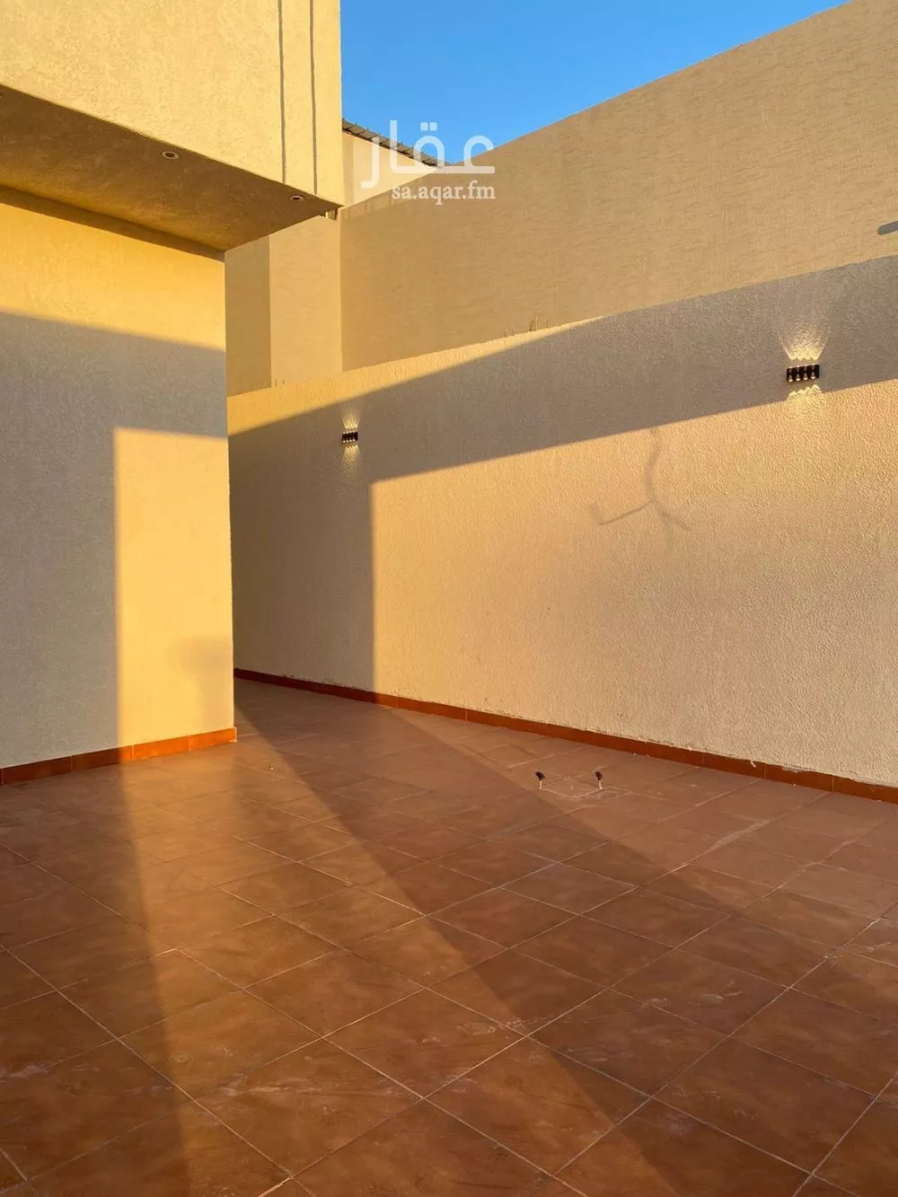 6 bedroom villa in Al Janadriyah 3