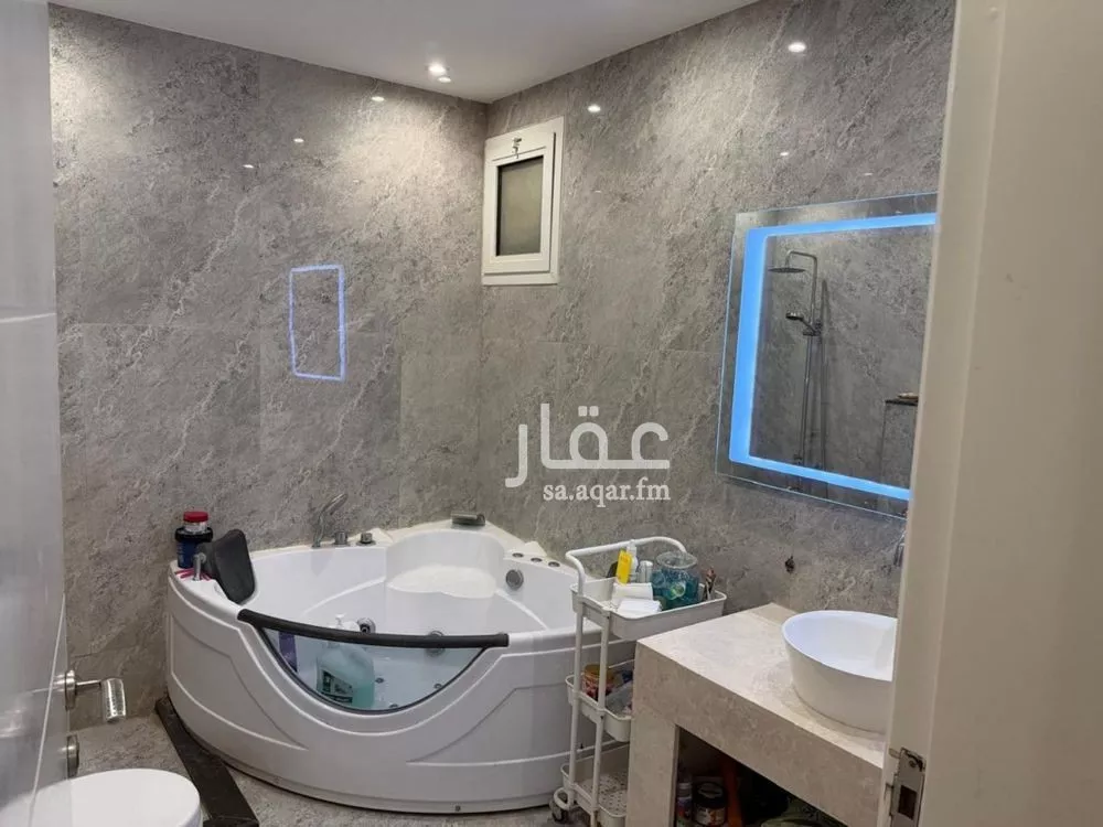 فيلا 5 غرف في الياسمين 13