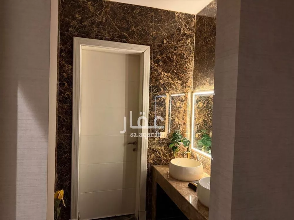 فيلا 5 غرف في الياسمين 7