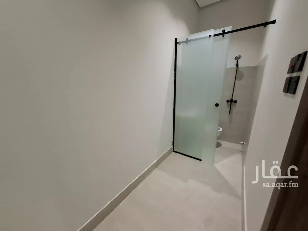 فيلا 5 غرف في الجنادرية 7