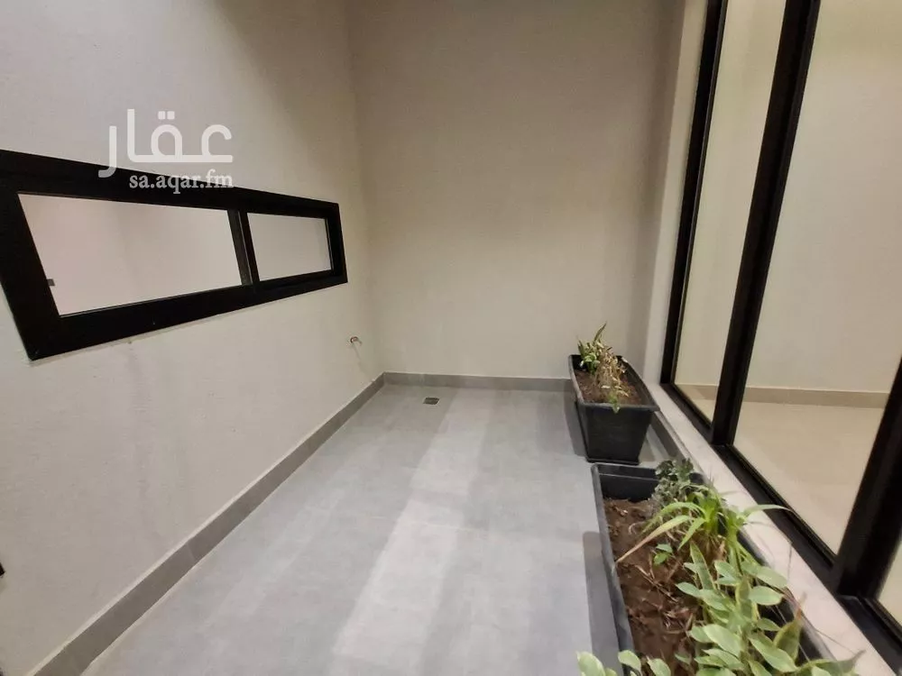 فيلا 5 غرف في الجنادرية 8