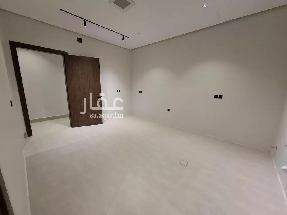 فيلا 5 غرف في الجنادرية 10