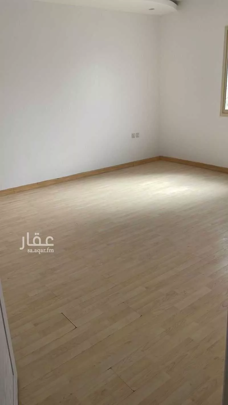 4 bedroom apartment in Al Malqa 6