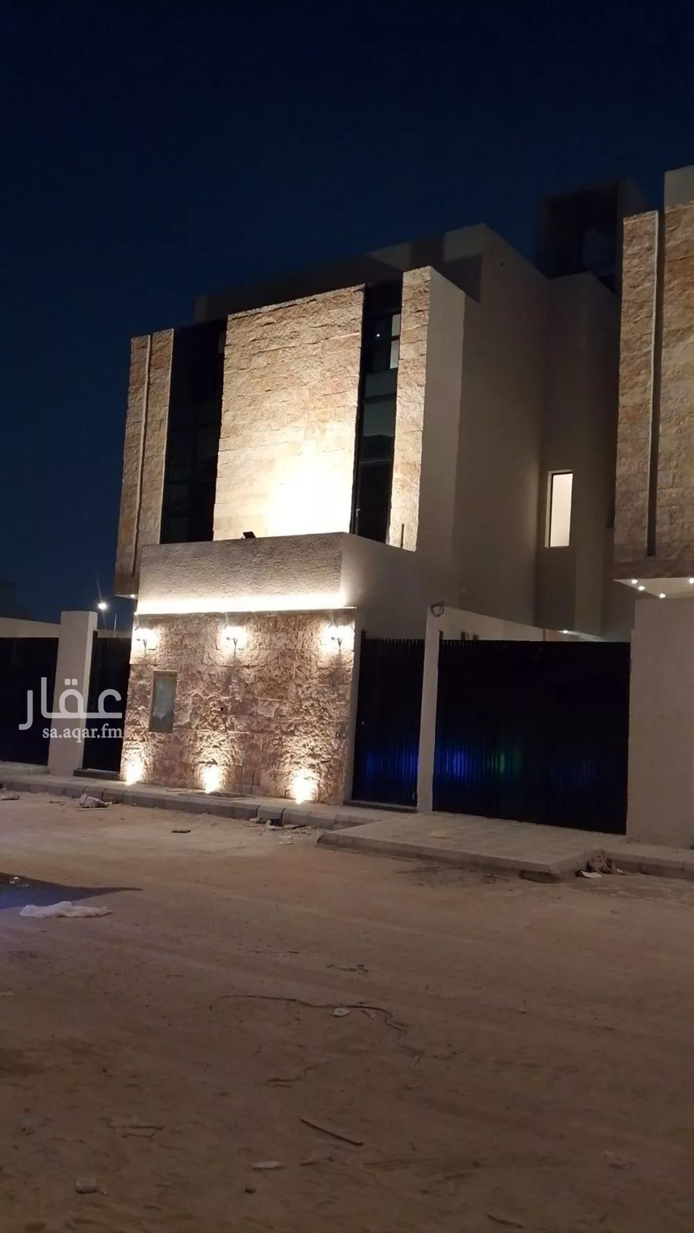 فيلا 4 غرف في الرمال 2