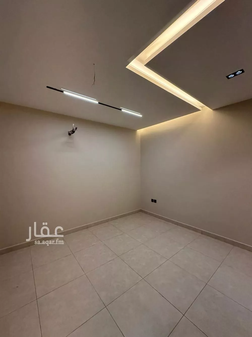 3 bedroom apartment in Al Aziziyah 9