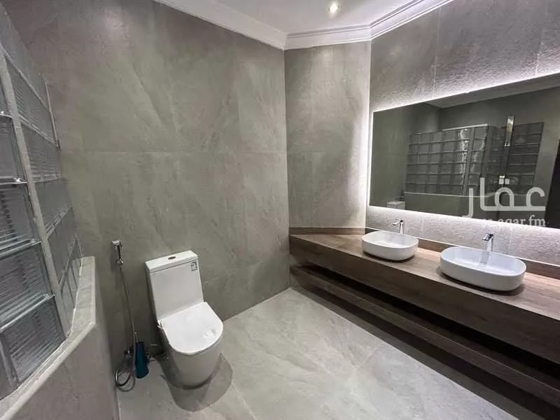 7 bedroom villa in Al Khalidiyyah 16