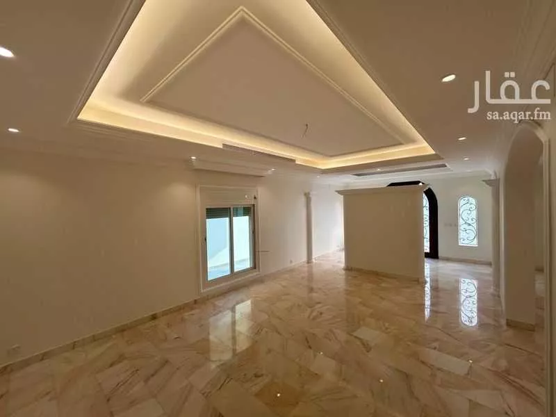 7 bedroom villa in Al Khalidiyyah 19
