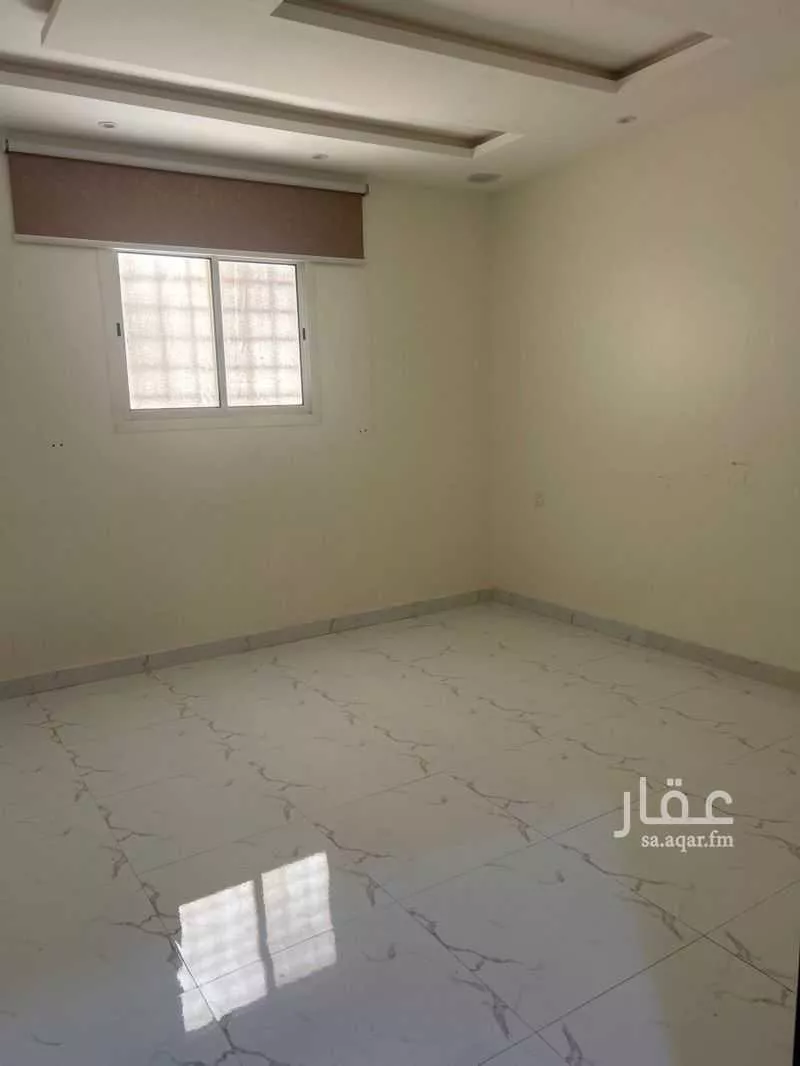 3 bedroom floor in Al Hazm 7