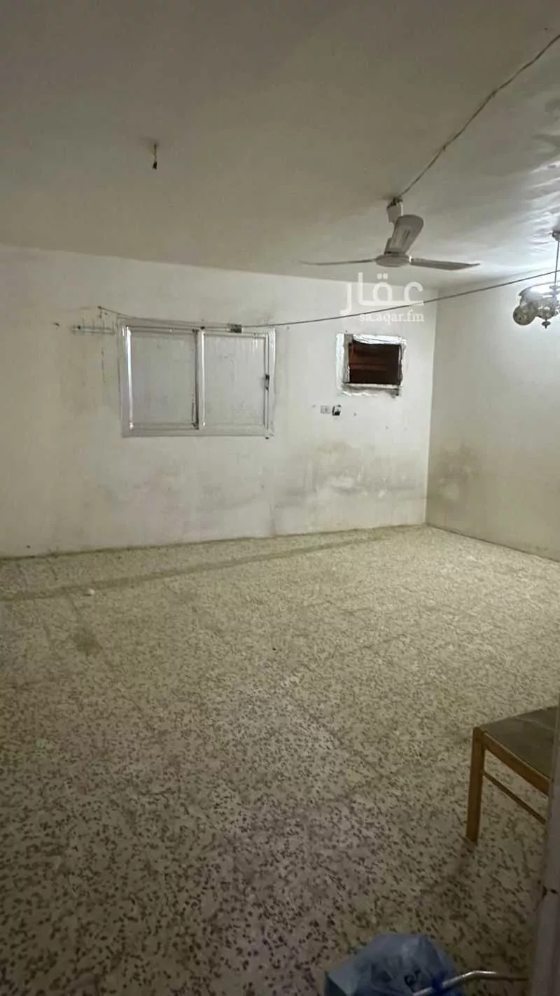 4 bedroom apartment in Al Wizarat 3