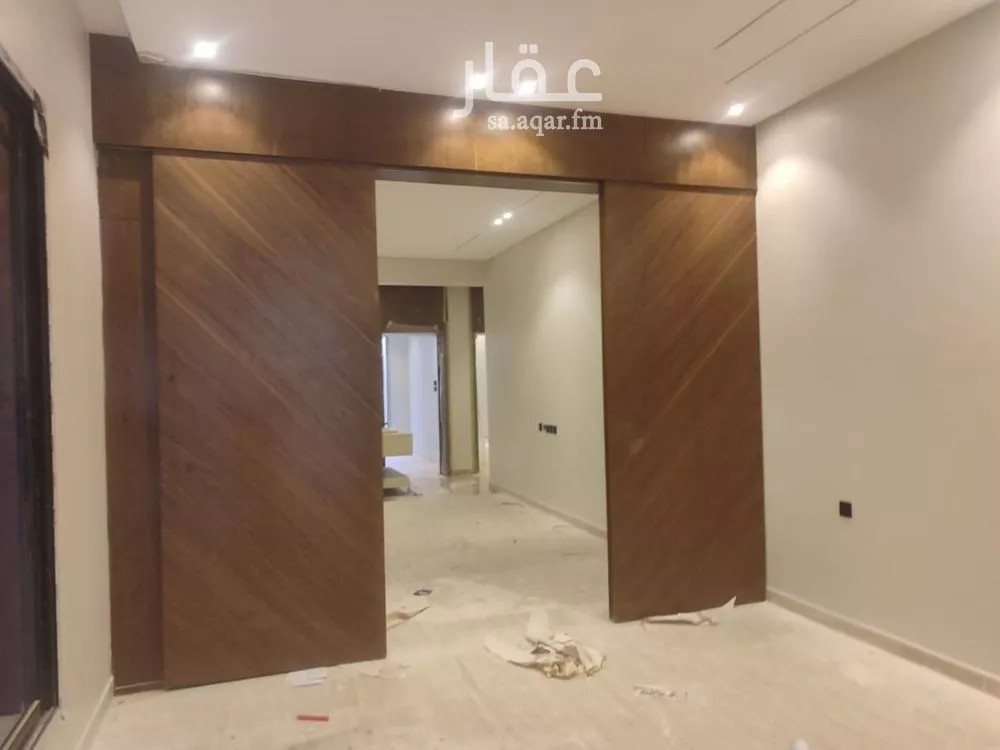 5 bedroom apartment in Dhahrat Namar 9