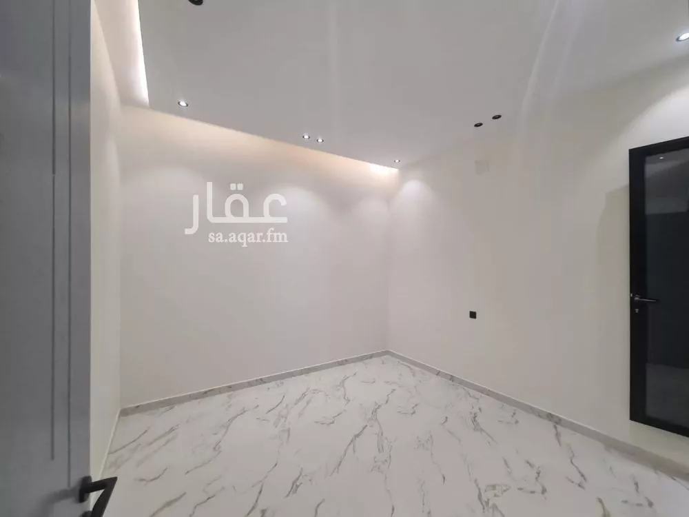 6 bedroom villa in Al Zahrah, Riyadh 10
