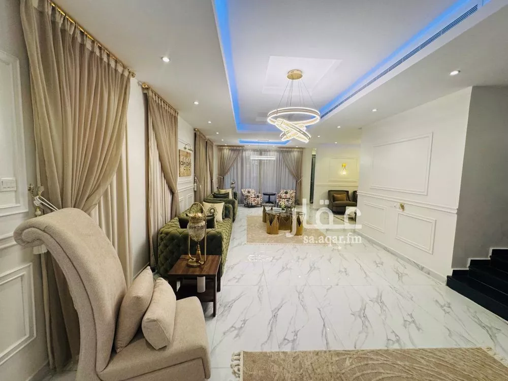 8 bedroom villa in Al Aridh 13