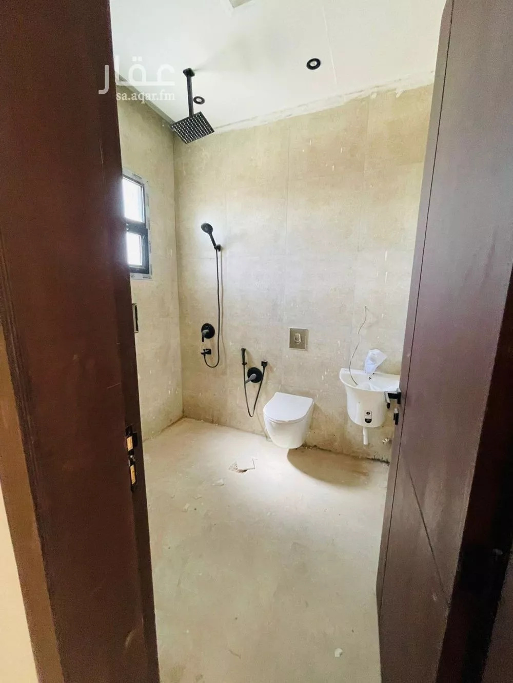3 bedroom villa in Al Maizilah 11
