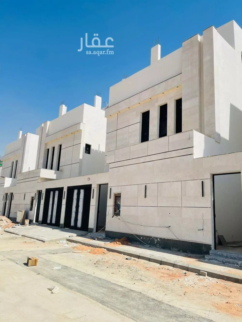 3 bedroom villa in Al Maizilah 9