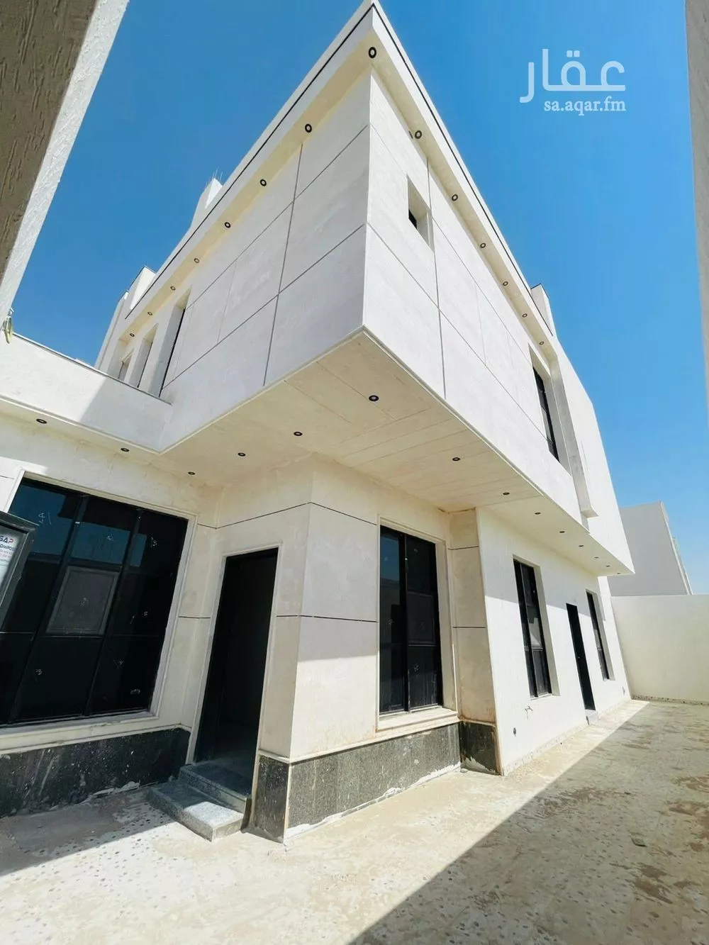 3 bedroom villa in Al Maizilah 10