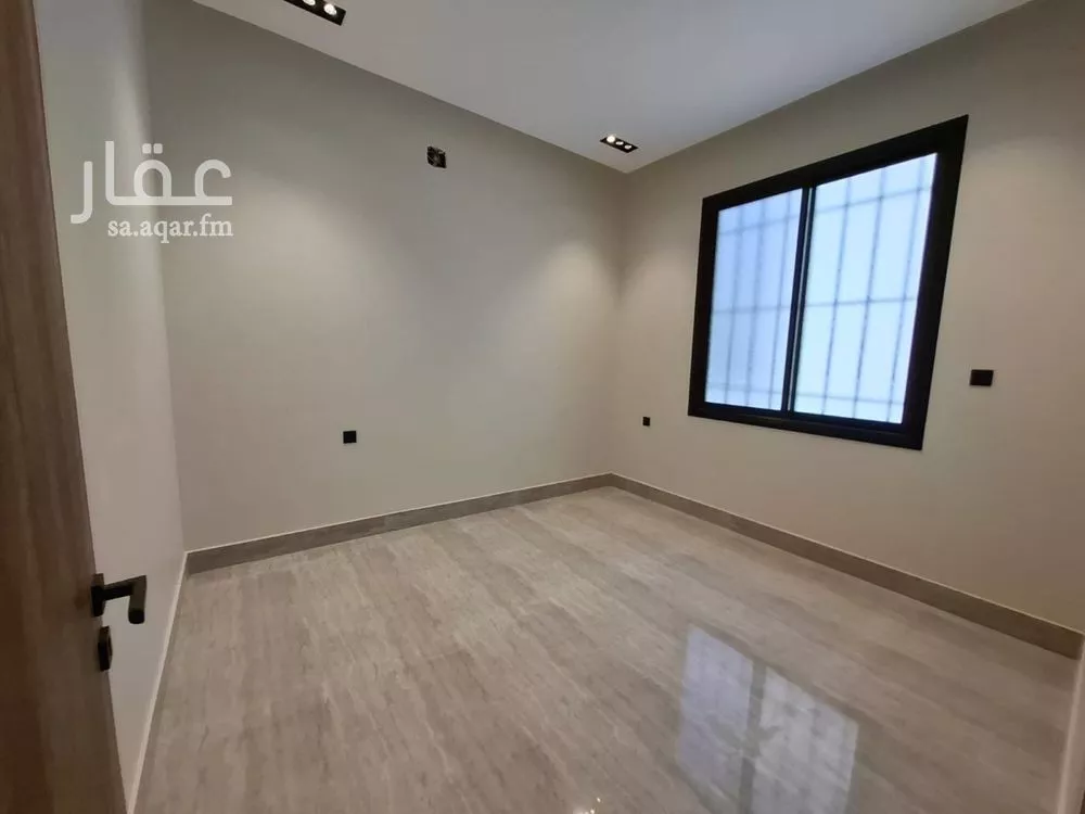 فيلا 5 غرف في الرمال 16