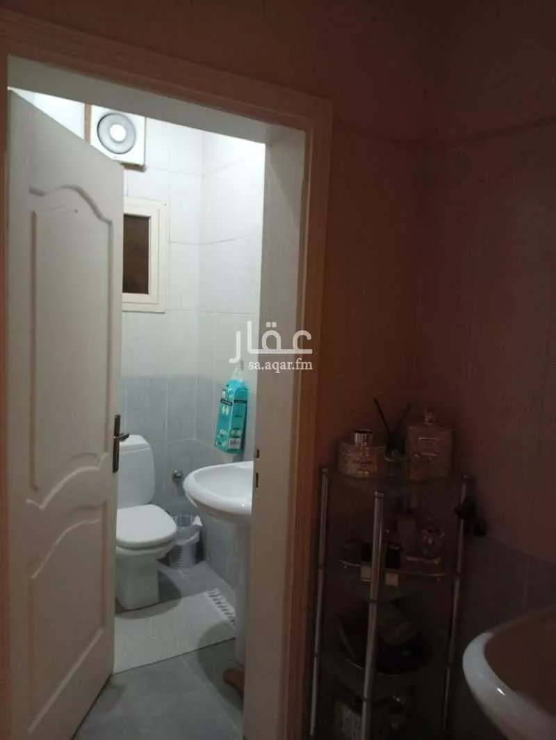 5 bedroom apartment in Muraykh 14