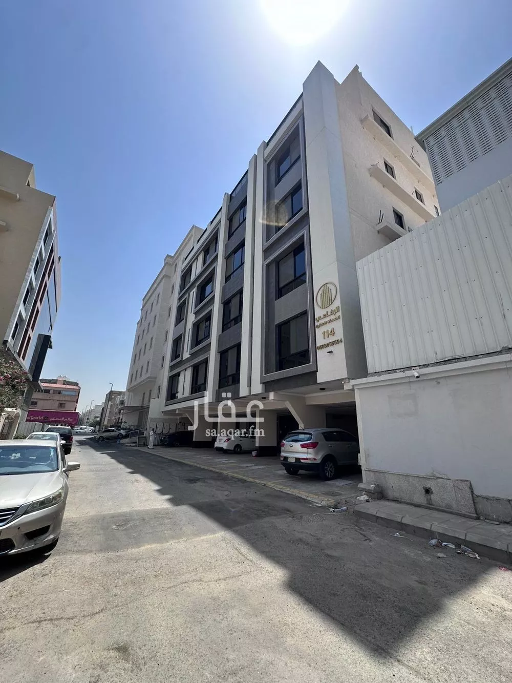 4 bedroom apartment in Al Rawdah 3
