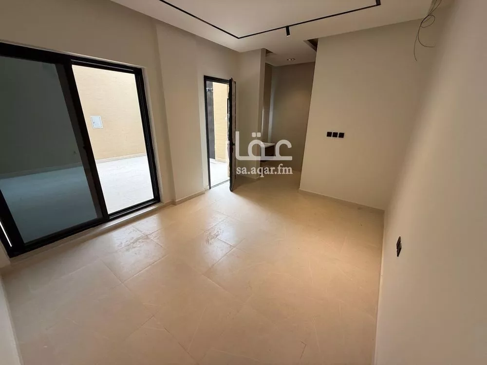 4 bedroom floor in Al Narjis 5
