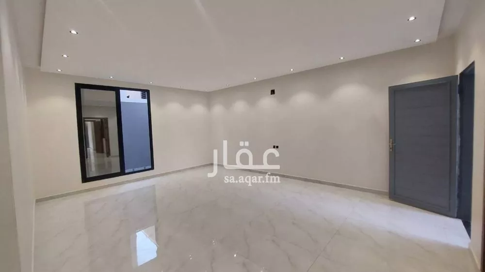 فيلا 4 غرف في عكاظ 9