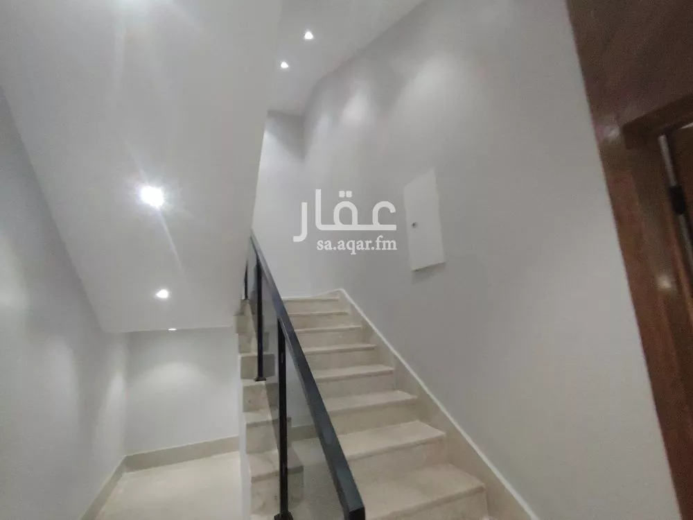 5 bedroom villa in Okaz 15