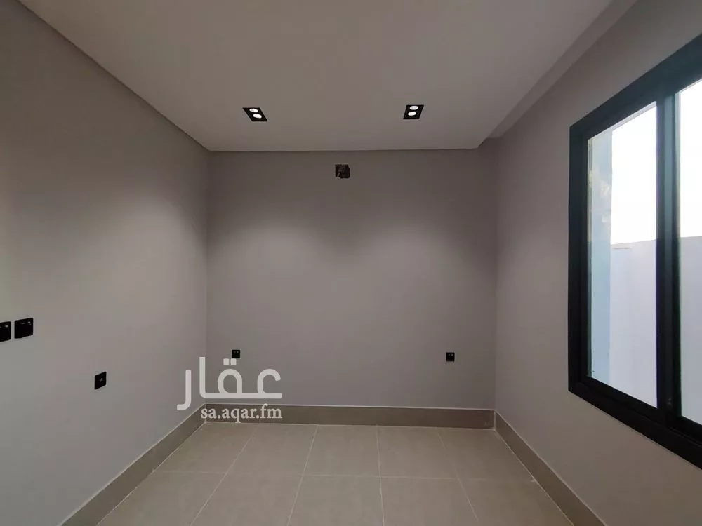 5 bedroom villa in Okaz 6