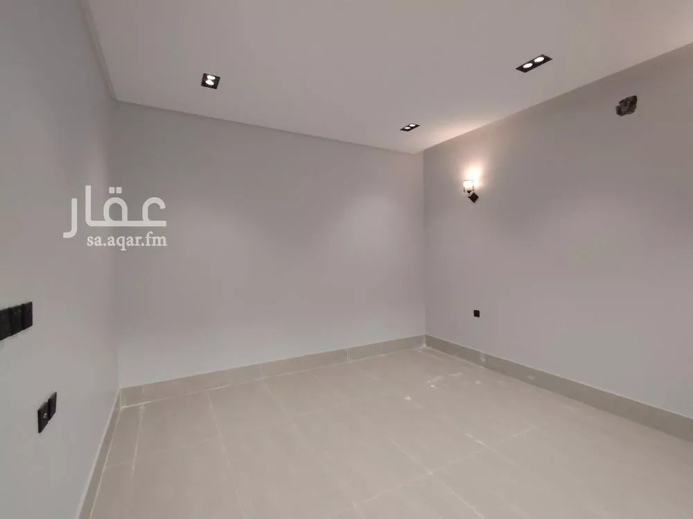 5 bedroom villa in Okaz 8