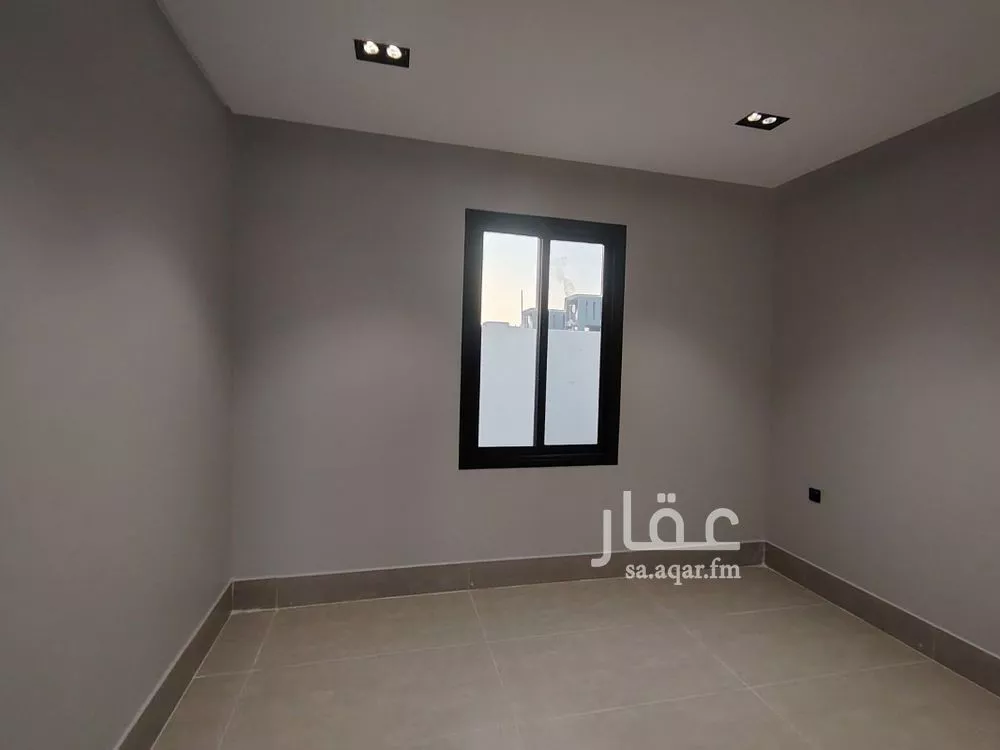 5 bedroom villa in Okaz 9