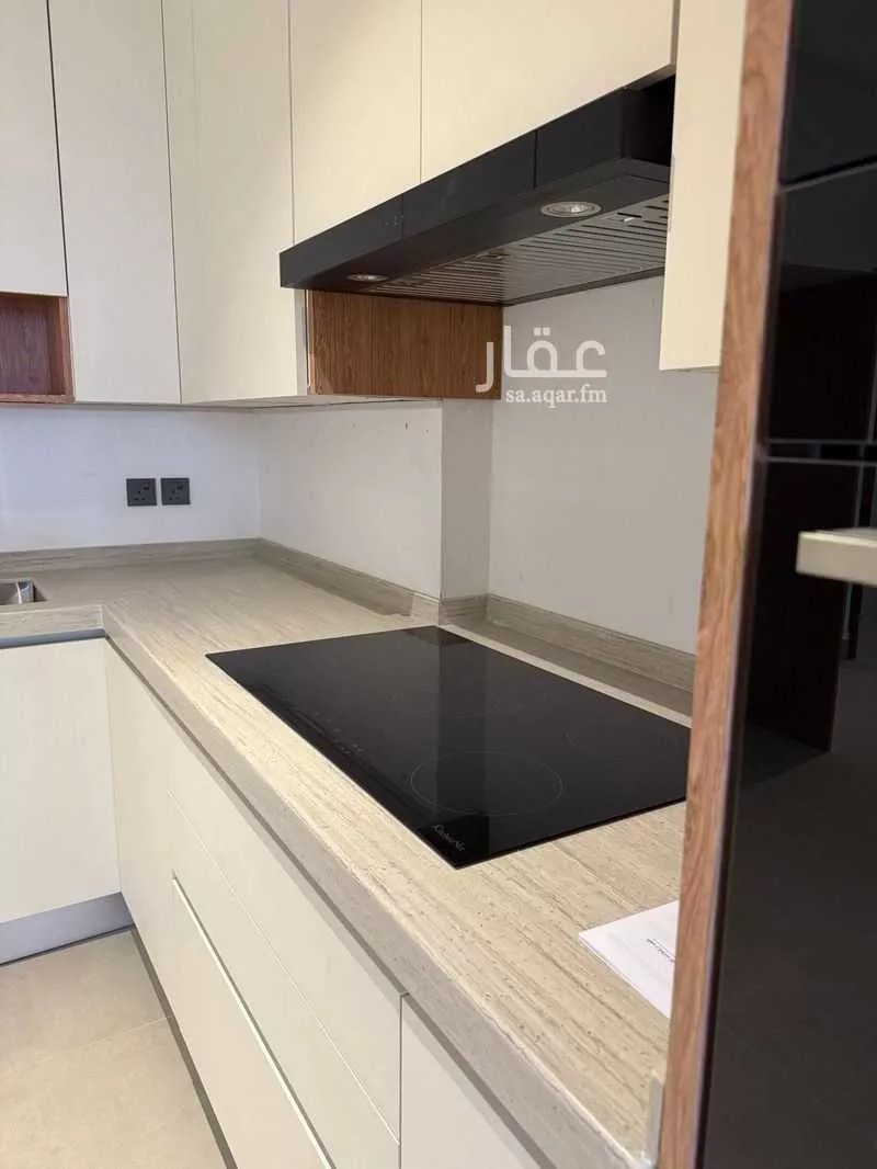 3 bedroom apartment in Al Hizam Al Thahabi 15