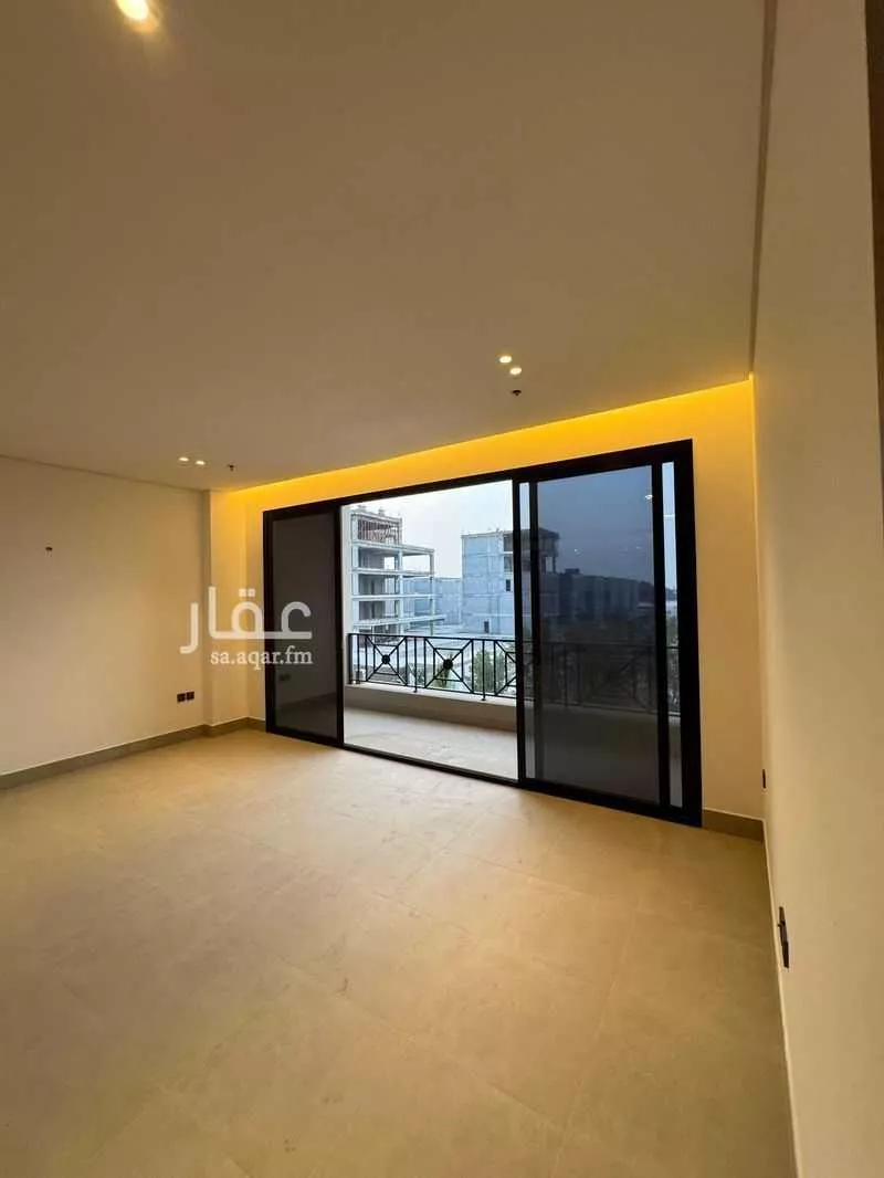 3 bedroom apartment in Al Hizam Al Thahabi 17