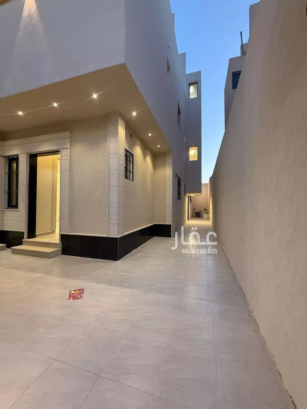 فيلا 6 غرف في العريجاء الغربية 9