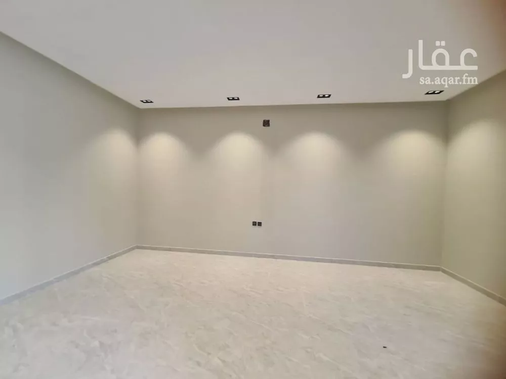 5 bedroom villa in Badr 5