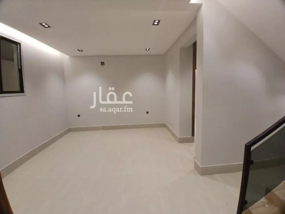 5 bedroom villa in Okaz 12
