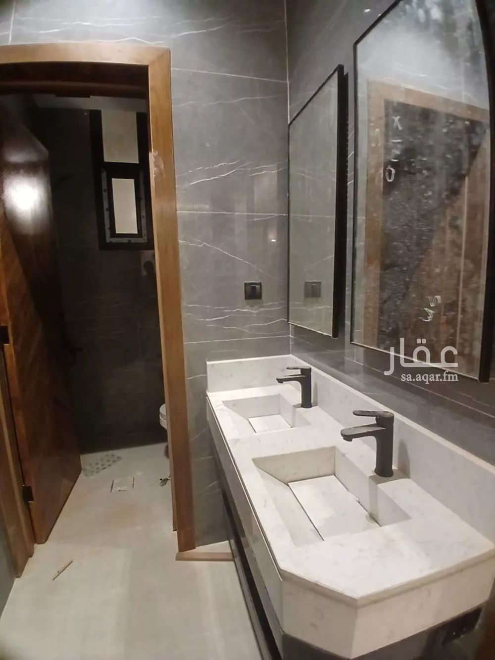 5 bedroom villa in Okaz 15