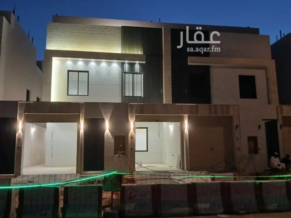 5 bedroom villa in Okaz 3