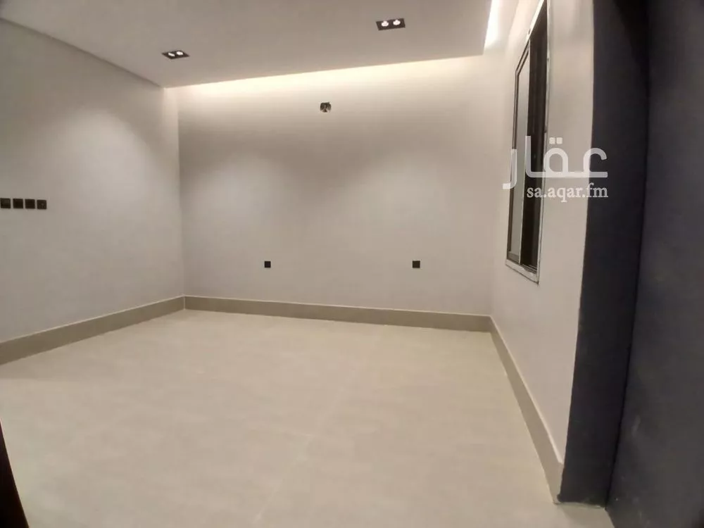 5 bedroom villa in Okaz 7