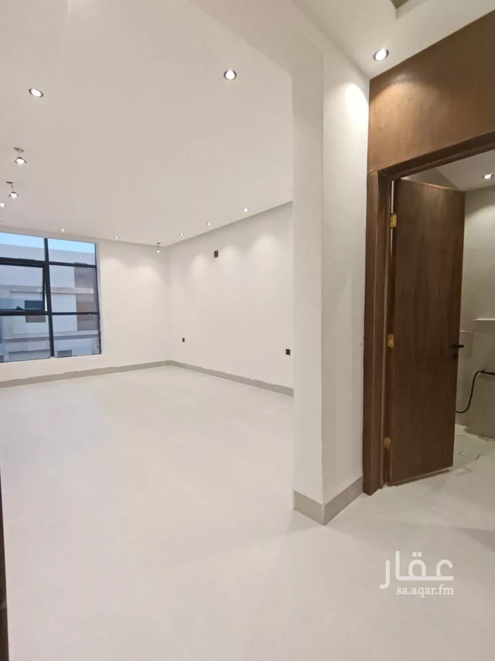 5 bedroom villa in Okaz 9