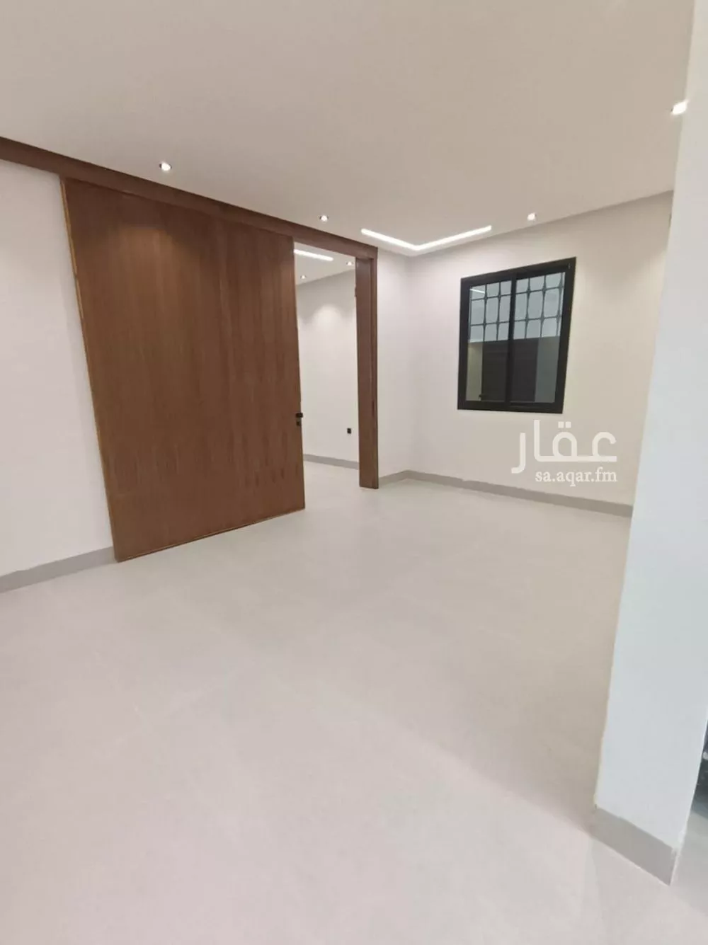 5 bedroom villa in Okaz 10