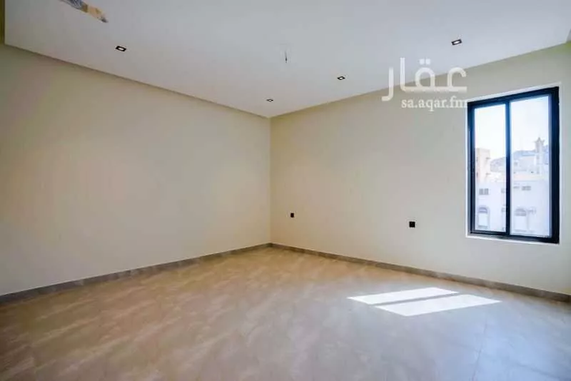 شقة 3 غرف في بطحاء قريش 6