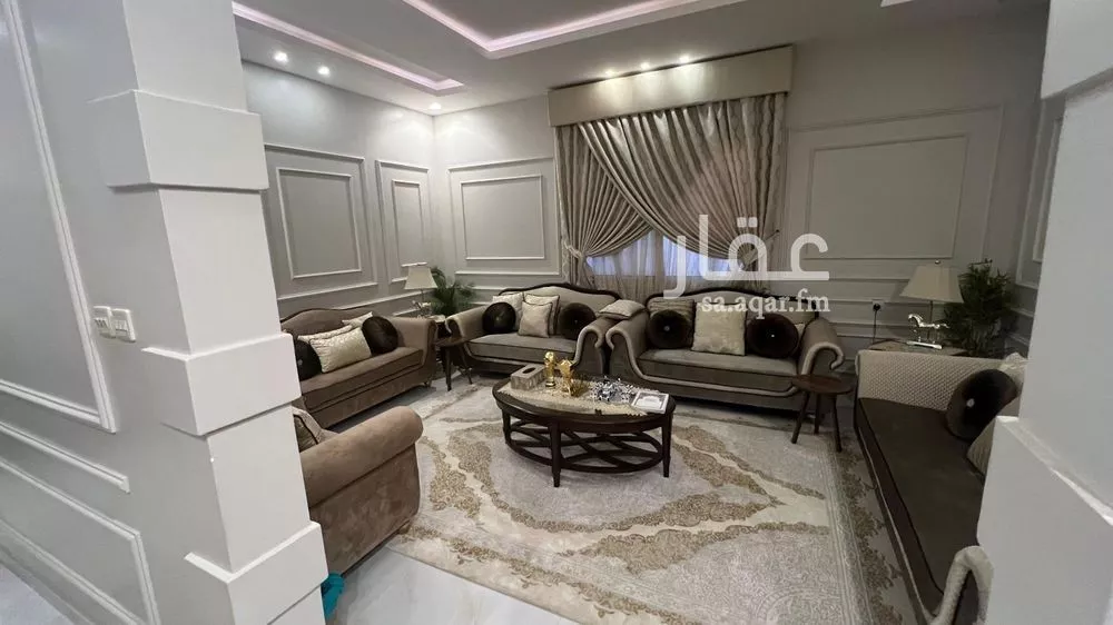 فيلا 8 غرف في العارض 7