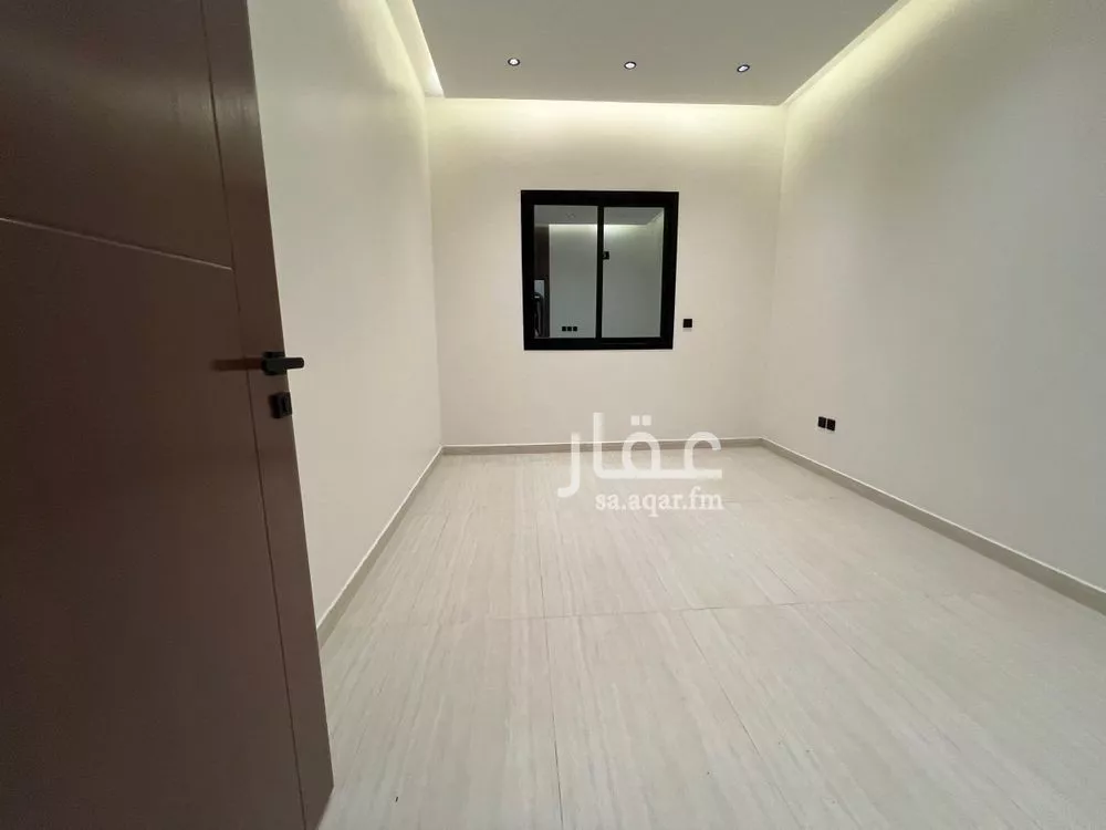 7 bedroom villa in Dhahrat Laban 17