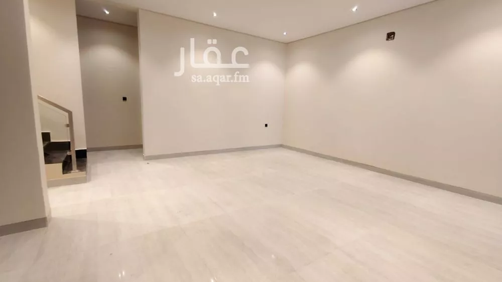 3 bedroom villa in Al Janadriyah 4