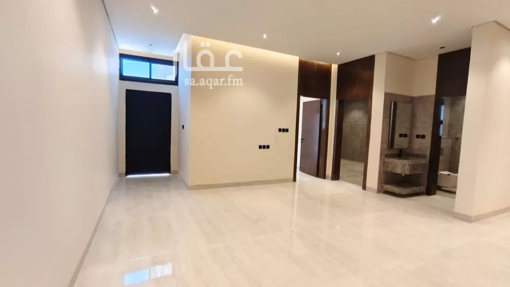 3 bedroom villa in Al Janadriyah 6