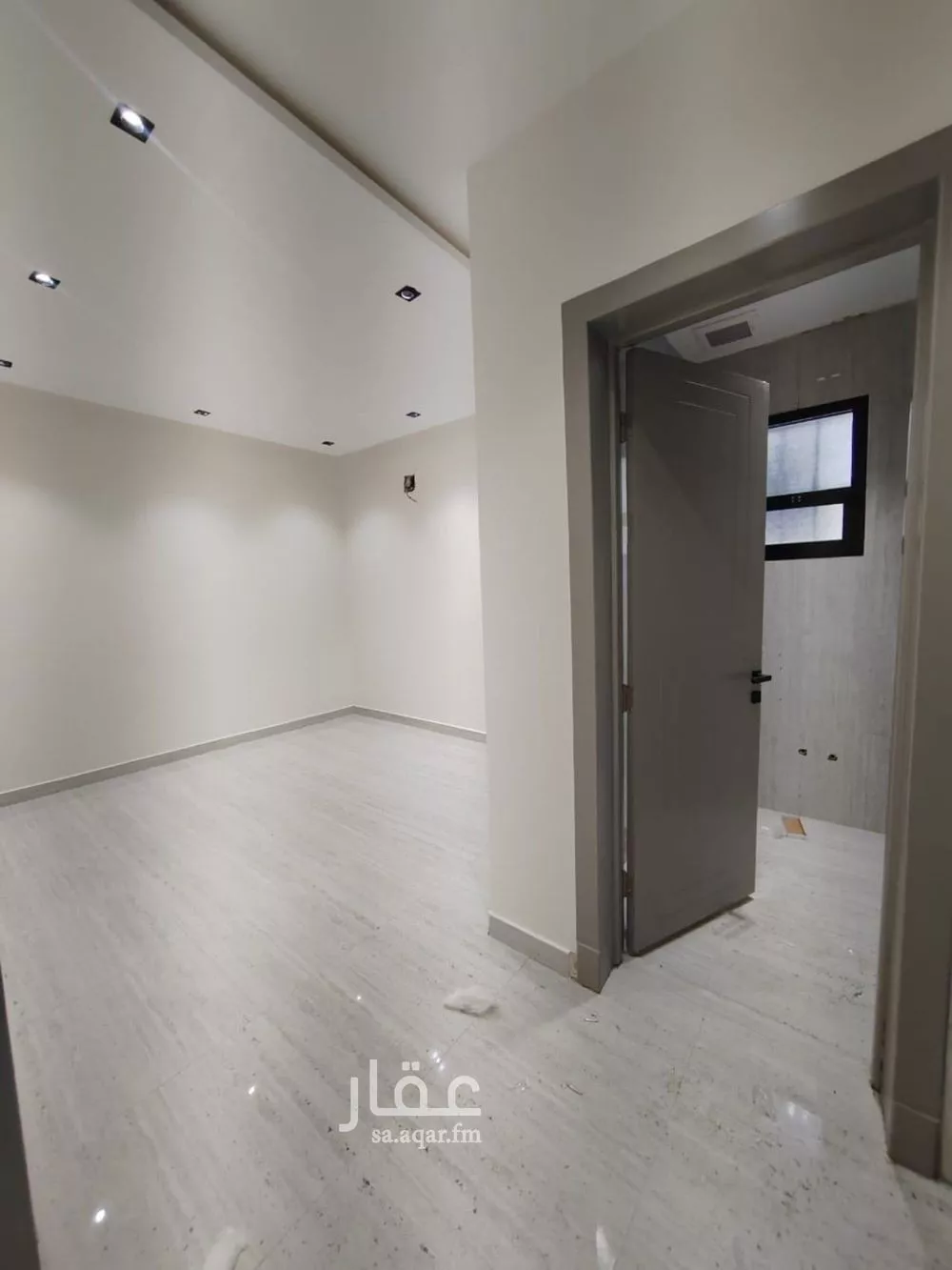 فيلا 5 غرف في طويق 11