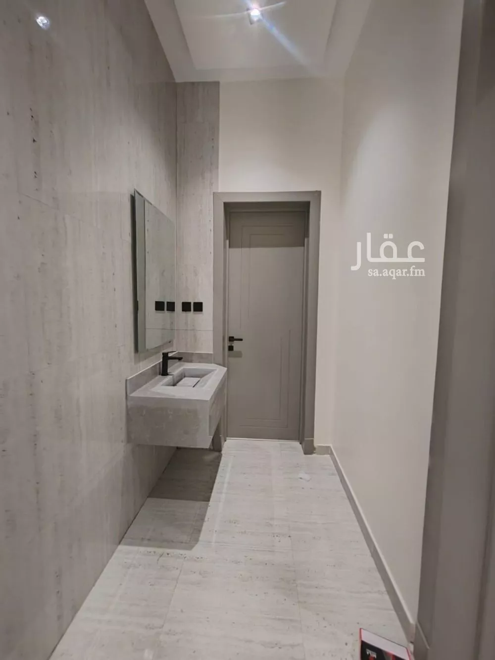فيلا 5 غرف في طويق 17