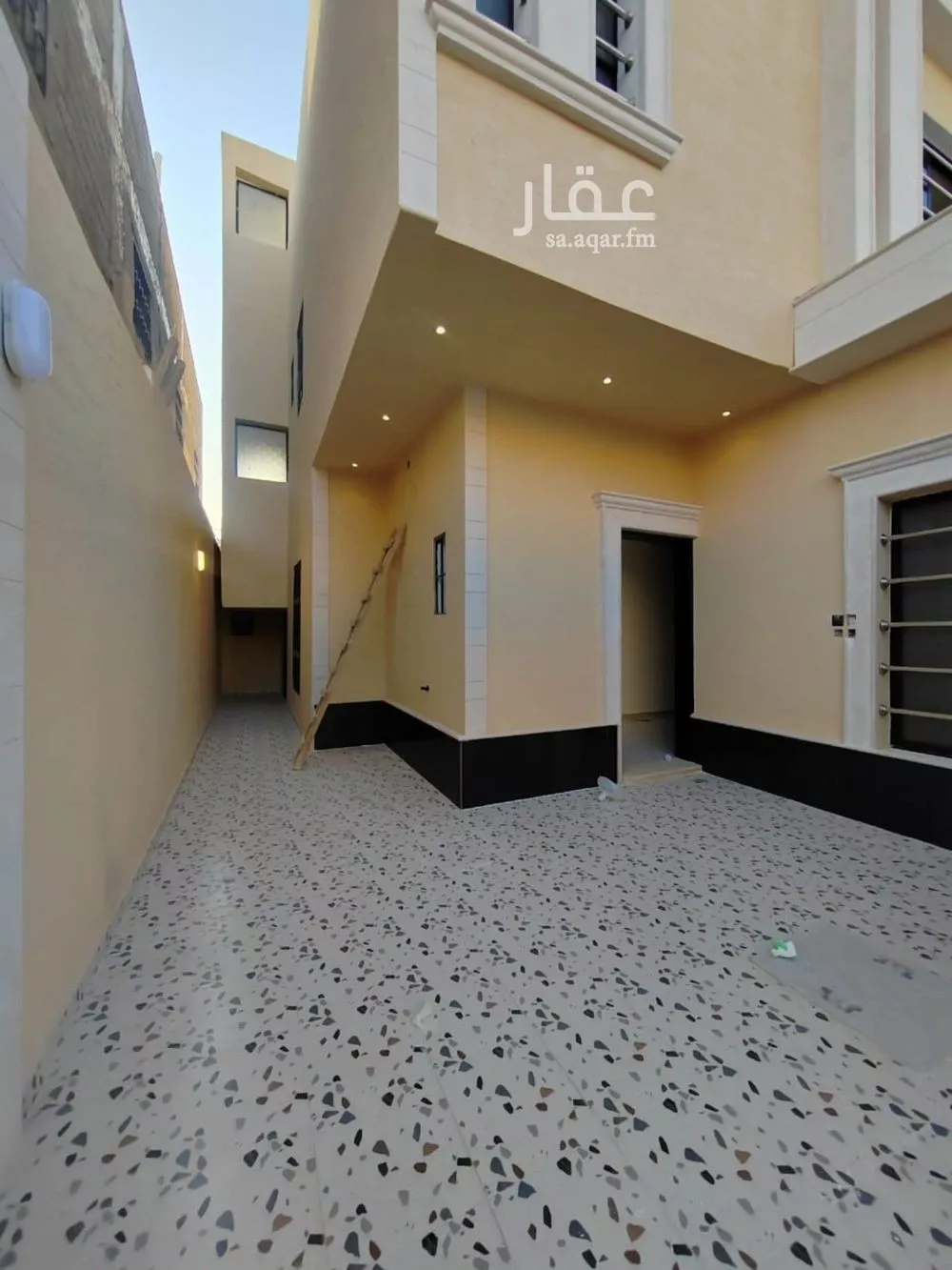 فيلا 5 غرف في طويق 6