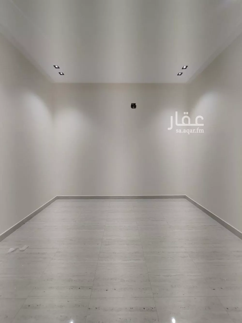 فيلا 5 غرف في طويق 9