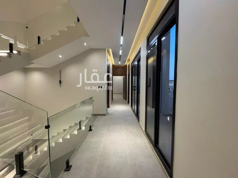 6 bedroom villa in Al Mahdiyyah 11