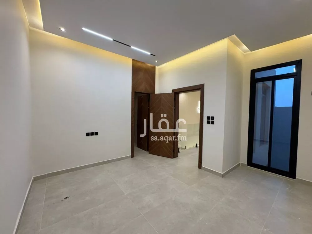 6 bedroom villa in Al Mahdiyyah 13